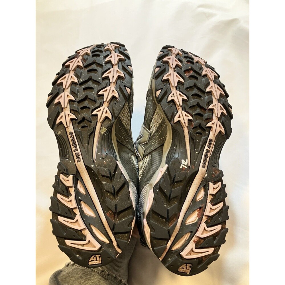 Womens Size 11 NEW BALANCE All Terrain Shoes ( WT572PK) - Picture 7 of 7